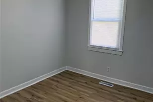 1323 Mayfair Ave, Greensboro, NC 27405 - Photo 14