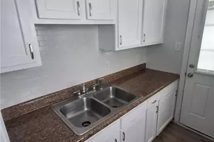 1323 Mayfair Ave, Greensboro, NC 27405 - Photo 6
