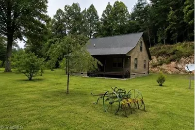 5020 Old Nc Highway 16, Millers Creek, NC 28651 - Photo 4