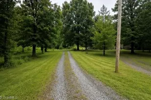 5020 Old Nc Hwy 16, Millers Creek, NC 28651 - Photo 6