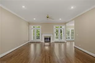 3003 Lodge Dr, Jamestown, NC 27282 - Photo 8