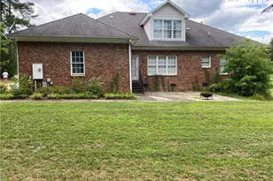 4800 Olde Province Ct, Greensboro, NC 27406 - Photo 2