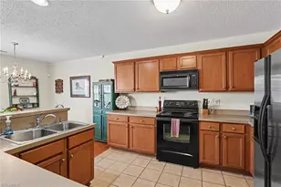 2694 Dandelion Dr, High Point, NC 27265 - Photo 8