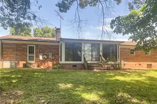 238 Raven Midlawn Dr, Wilkesboro, NC 28697 - Photo 4