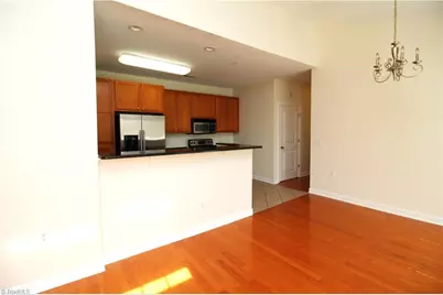 100 Sunset Circle, Greensboro, NC 27408 - Photo 6