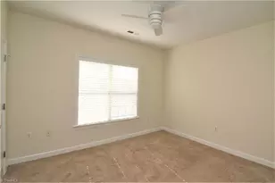 100 Sunset Cir, Greensboro, NC 27408 - Photo 16