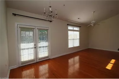 100 Sunset Circle, Greensboro, NC 27408 - Photo 14