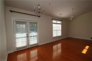 100 Sunset Cir, Greensboro, NC 27408 - Photo 14