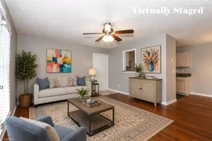5805 Battery Dr, Greensboro, NC 27409 - Photo 8