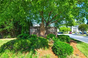 5805 Battery Dr, Greensboro, NC 27409 - Photo 24