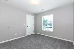 5805 Battery Dr, Greensboro, NC 27409 - Photo 16