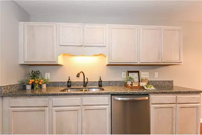 5805 Battery Drive #2D, Greensboro, NC 27409 - Photo 12