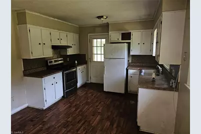 5633 Bethel Road, Jonesville, NC 28642 - Photo 4