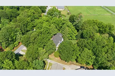 6312 Hickory Hollow Road, Jamestown, NC 27282 - Photo 10
