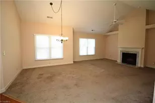 33 Cedar Knoll Dr, Greensboro, NC 27407 - Photo 22