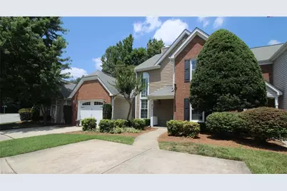 3 Cedar Knoll Court, Greensboro, NC 27407 - Photo 2
