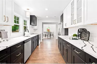 3734 Lee Street, Greensboro, NC 27406 - Photo 2