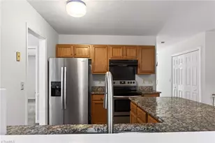1901 Whites Mill Rd, High Point, NC 27265 - Photo 12