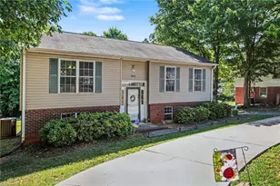 3015 Konnoak Dr, Winston-Salem, NC 27127 - Photo 2