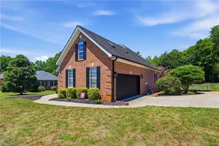 1216 Fairway Dr, Yadkinville, NC 27055 - Photo 6