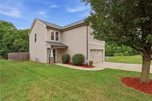 1533 Hamilton Hills Dr, Greensboro, NC 27406 - Photo 28