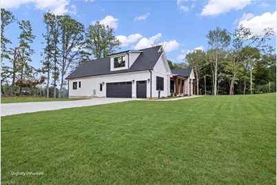 765 Golf Course Road, Pilot Mountain, NC 27041 - Photo 4