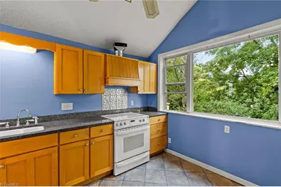 702 Granville Drive SW, Winston-Salem, NC 27101 - Photo 24
