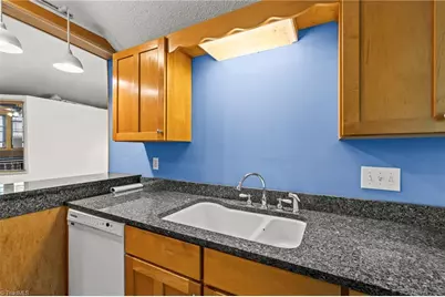 702 Granville Drive SW, Winston-Salem, NC 27101 - Photo 26