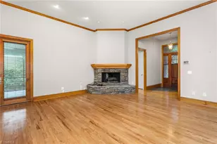 621 Crystal Bay Dr, Denton, NC 27239 - Photo 12