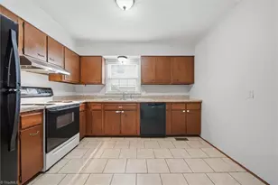 3737 Vandalia Dr, Winston-Salem, NC 27104 - Photo 6