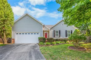 4126 Carroll Ridge Ct, High Point, NC 27265 - Photo 2