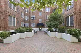 828 Elm St, Greensboro, NC 27401 - Photo 2