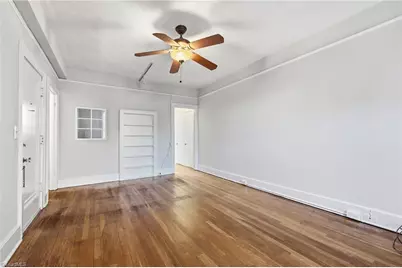 828 Elm Street #C4, Greensboro, NC 27401 - Photo 4