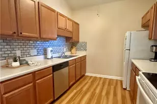 3009 Winston Dr, Burlington, NC 27215 - Photo 14