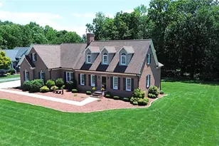 106 Wilbur Gentry Ln, State Road, NC 28676 - Photo 2