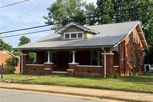 441 Elk Spur St, Elkin, NC 28621 - Photo 2