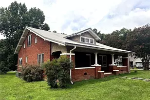 441 Elk Spur St, Elkin, NC 28621 - Photo 4