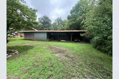 1008 Willard Drive, Yadkinville, NC 27055 - Photo 4