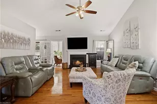 2652 Wynbrook Dr, Winston-Salem, NC 27103 - Photo 6
