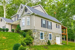 389 Highland Dr, Sparta, NC 28675 - Photo 2