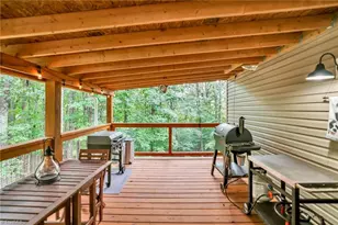 389 Highland Dr, Sparta, NC 28675 - Photo 10