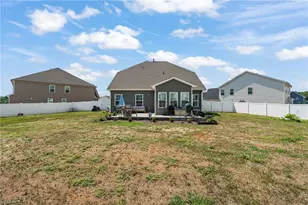 2740 Clear Lk Ct, Winston-Salem, NC 27106 - Photo 40