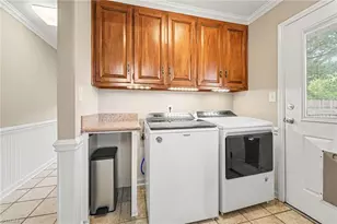 8025 Reynolda Rd, Pfafftown, NC 27040 - Photo 28