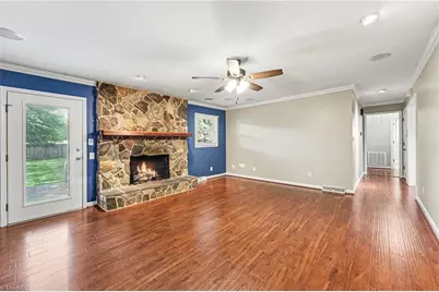 8025 Reynolda Road, Pfafftown, NC 27040 - Photo 18