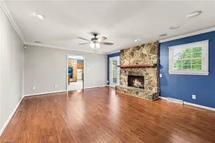8025 Reynolda Rd, Pfafftown, NC 27040 - Photo 16