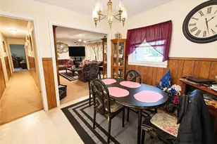 302 Island Dr, Madison, NC 27025 - Photo 4