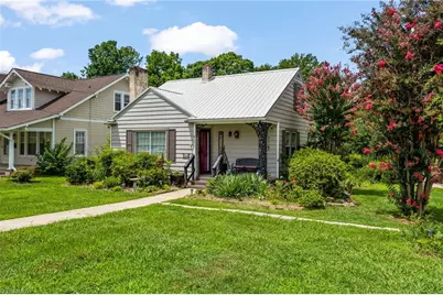 813 Carrick Street, High Point, NC 27262 - Photo 2