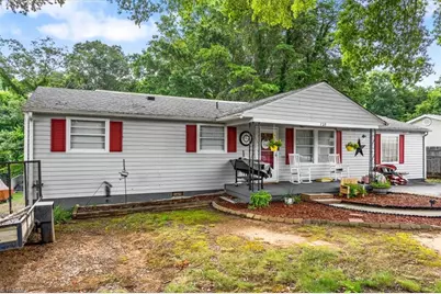 728 Carrington Lane, Eden, NC 27288 - Photo 2