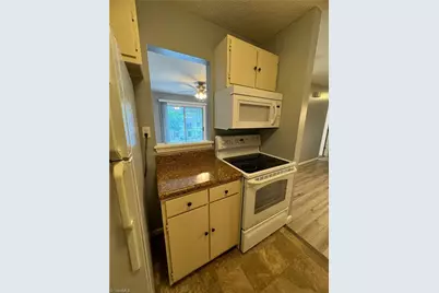 5661 Hornaday Road #H, Greensboro, NC 27409 - Photo 10