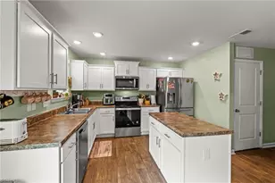 1510 Weatherend Dr, Rural Hall, NC 27045 - Photo 14
